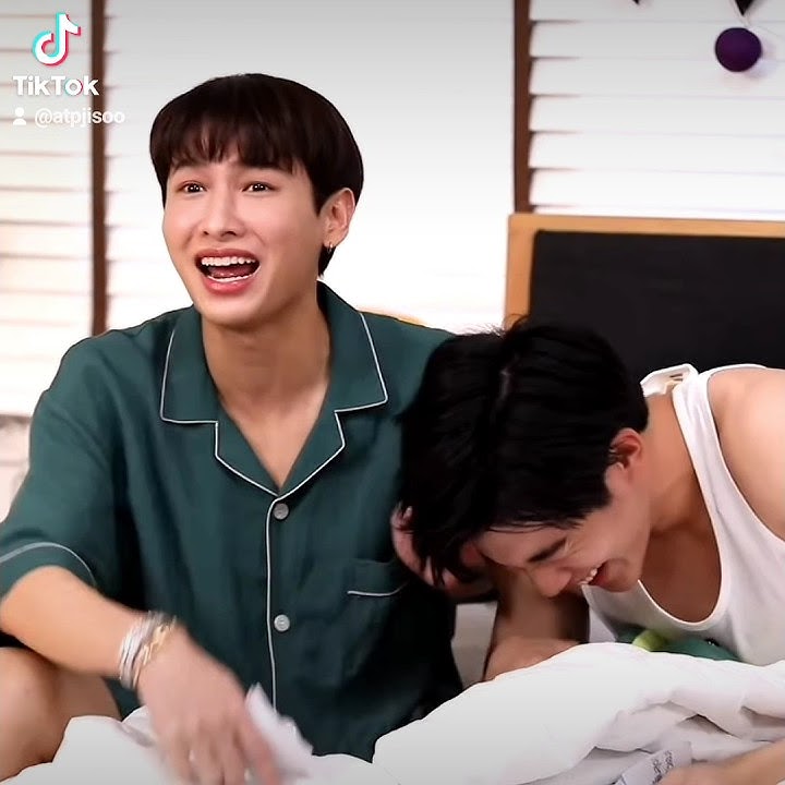 Another Gun Atthaphan fanboy?? #offgun #ออฟกัน #geminifourth #offgunfunnight