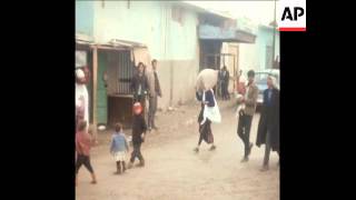 SYND 14/01/71 AFTERMATH OF CLASHES BETWEEN TROOPS AND GUERILLAS