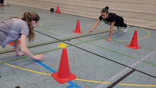 Kraft- und Koordinationstraining mit Hütchen