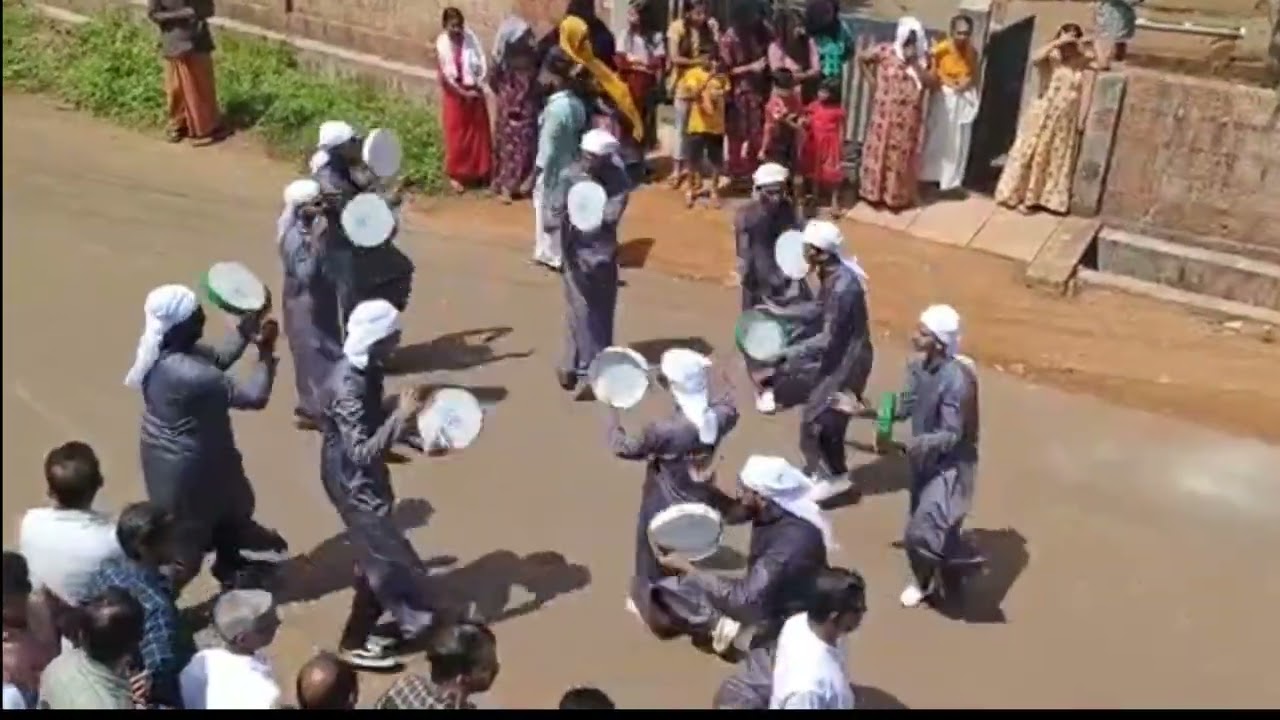 കിടിലൻ ദഫ് കളി/പാടുമീക്കഥ കേട്ടിടു വീരേ/ കണ്ണൂർ മമ്മാലി Padumee kadha dhuff song