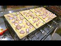 大阪のたこ焼き (踊りだこ) Japanese Street Food in Shinsaibashi Osaka Specialty Takoyaki 大阪心斋桥的美味章鱼烧
