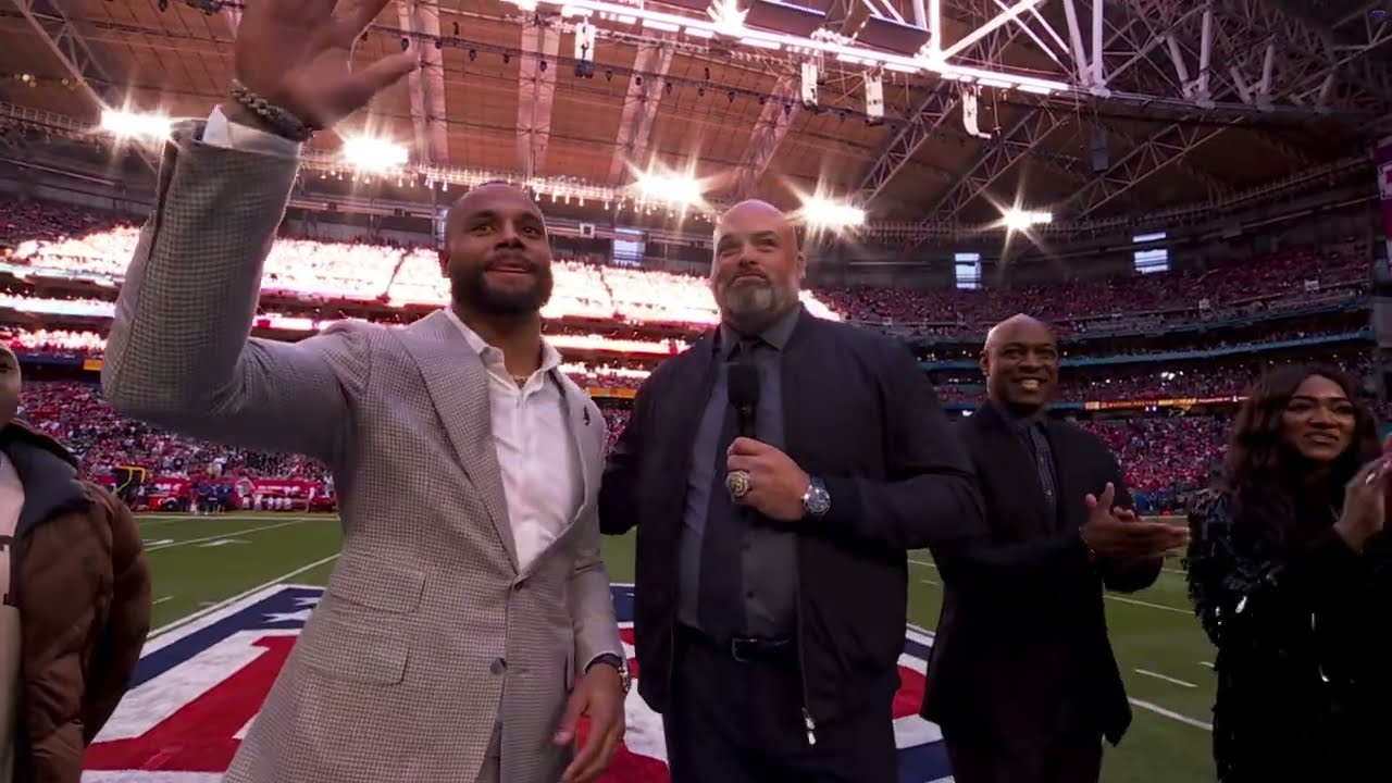 Dak Prescott gets booed being introduced as Walter Payton Man of the Year