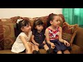 Visita a Casa del Abuelo Yeyo con Tripayasos. Videos para niños