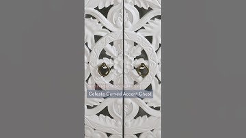 Enter in Style with Vintage Inspired Entryway Inspiration | Living Spaces