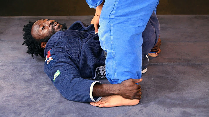 So führt man den Double Ankle Grab Sweep aus | Jiu Jitsu