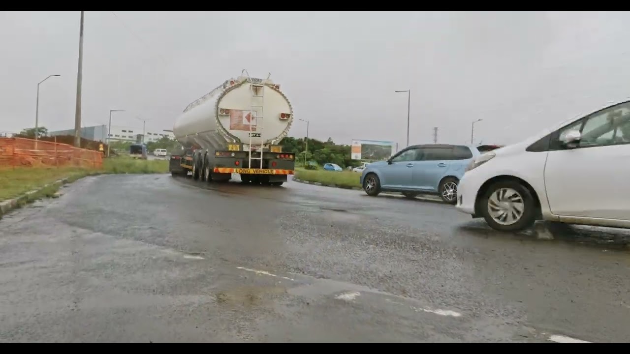 Driving in Mauritius -  From Grand Baie to MRU airport - Part  2