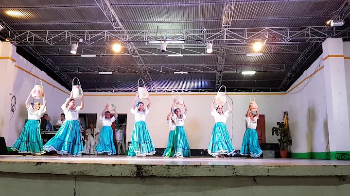 Mora Limpia-Ballet Folklorico Haydee Palacios.