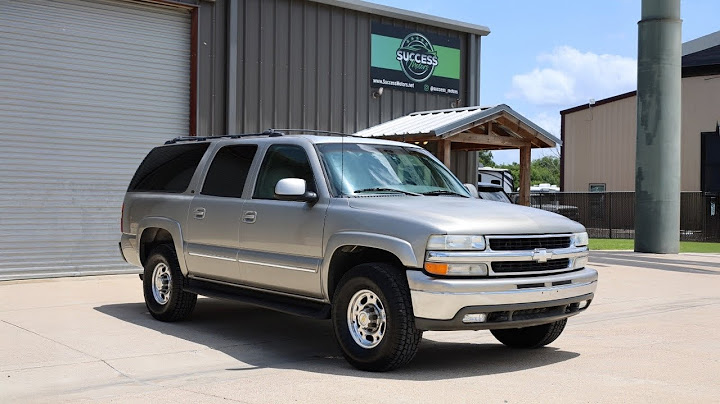 UNICORN ALERT**2002 Chevrolet Suburban 2500 LT 4X4 8.1L V8 w/ 4.10 Gear Ratio*No rust & Clean