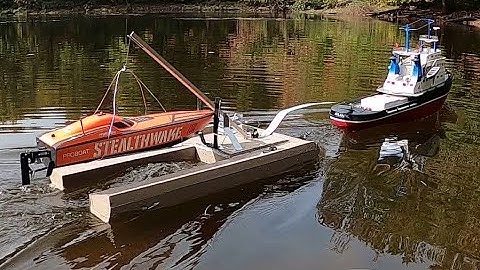 PROBOAT STEALTHWAKE 23 LAUNCH AND RECOVERY, ATLANTIC BOAT ADVENTURE.