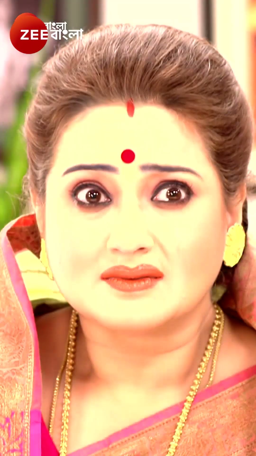 #Mala Bodol #Shorts #Zee Bangla #Entertainment #Mild Violence #Romance