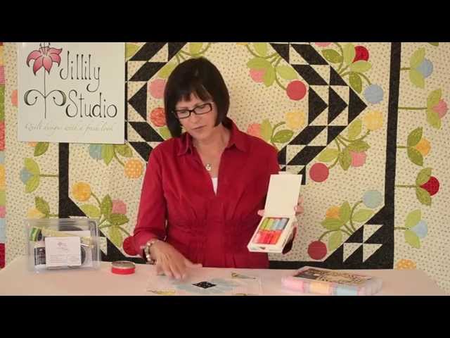 How to Sew Ric Rac to a Quilt or Fabric by Jill Finley of Jillily Studio -  Fat Quarter Shop 