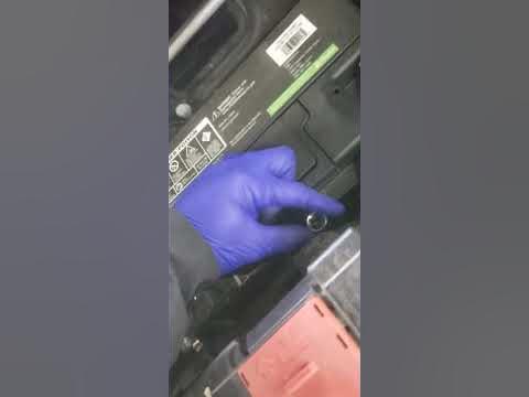 2017 Mercedes E300 battery replacement - YouTube
