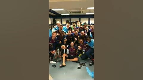 شاهد فرحة لاعبي برشلونه بعد اكتساح ريال مدريد