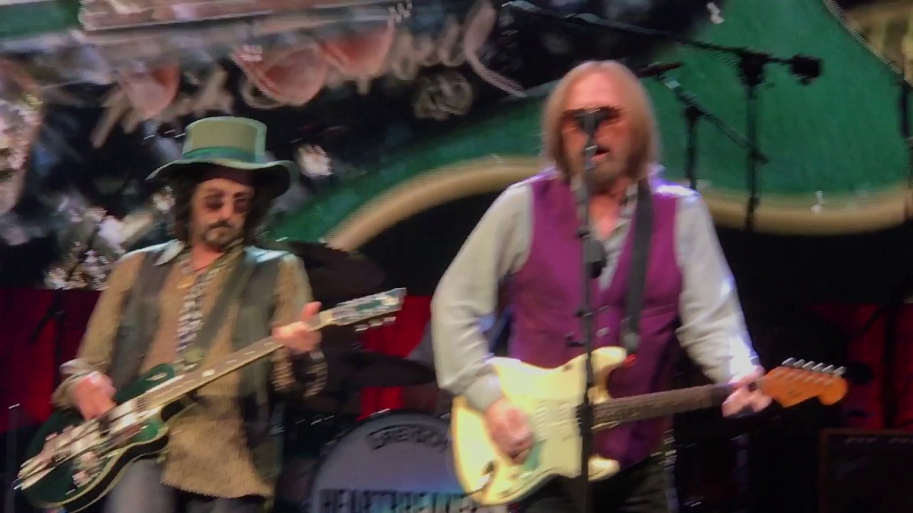 tom-petty-the-heartbreakers-you-got-lucky-youtube