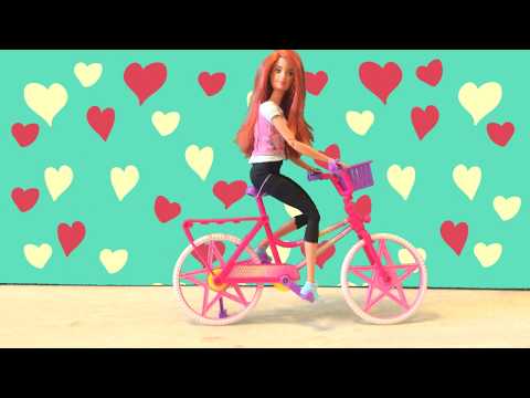 Живая кукла Barbie - Безграничные движения - Сама едет на велике