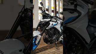 Quem anda de moto procura emoção. 🏍️🔥#motovlog #bikerlife #grau #motobr #acelerando