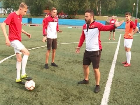 Испанский футбол отличается Испанский футбол отличается