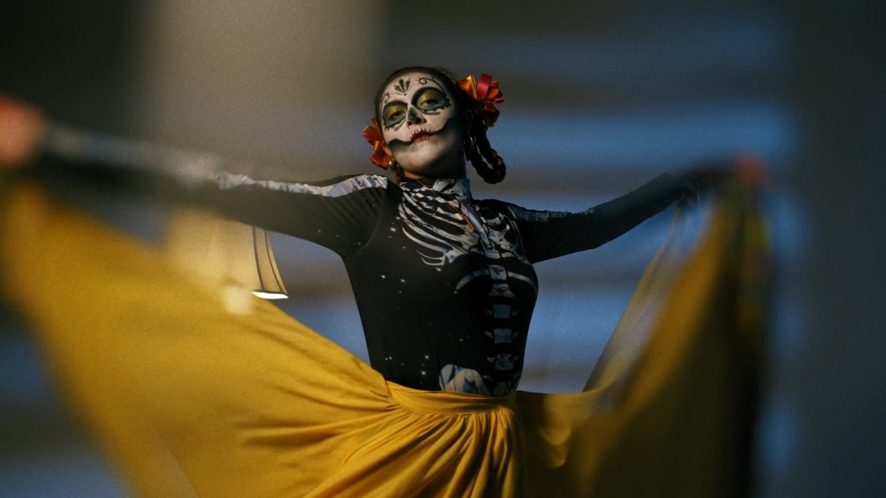DEAD by The American Dream (OFFICIAL MUSIC VIDEO) adlı videoyu YouTube'da izle DEAD by The American Dream (OFFICIAL MUSIC VIDEO) adlı videoyu YouTube'da izle
