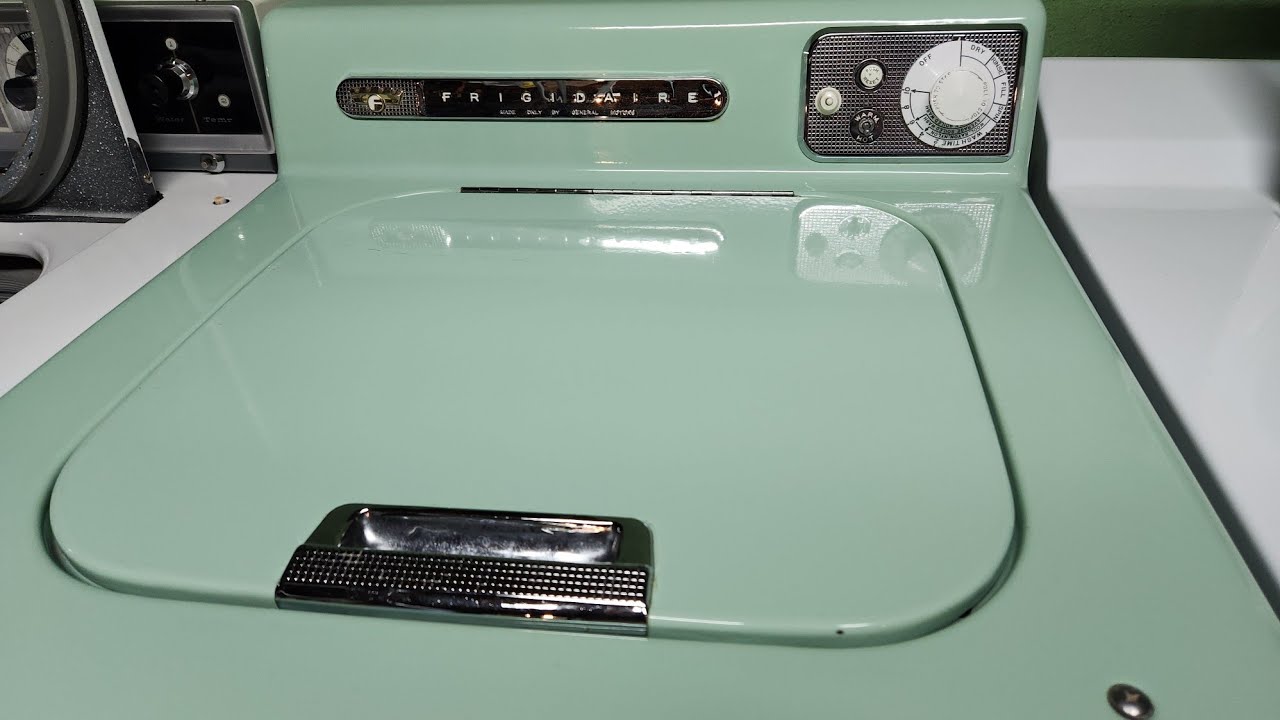 Full Cycle- 1954 Frigidaire Unimatic load of towels