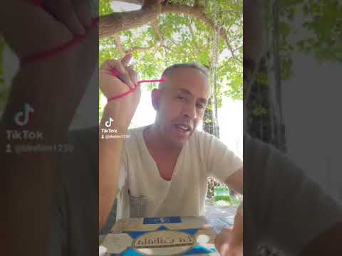 الكابالا او القبالاه الخيط الاحمر في اليد اليسرى