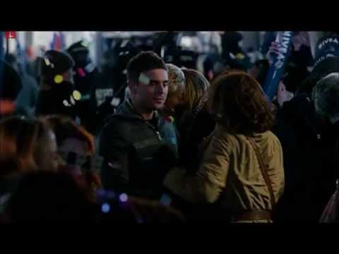 New Years Eve Movie - Zac Efron Kisses Michelle Pffiefer