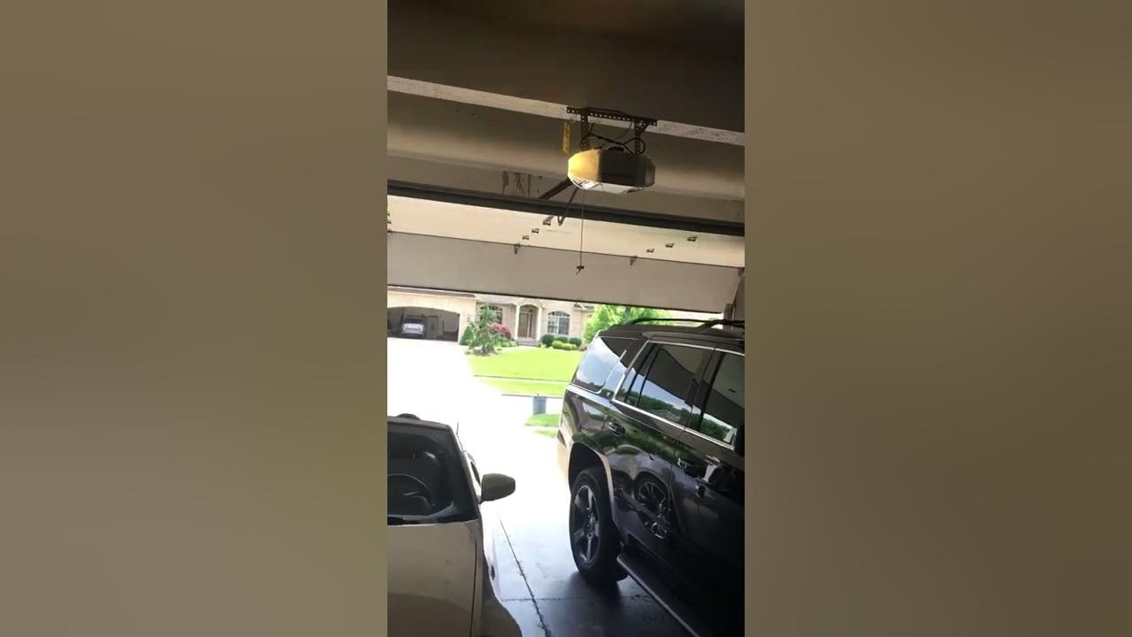 Chamberlain LW5000EV Garage door opener YouTube