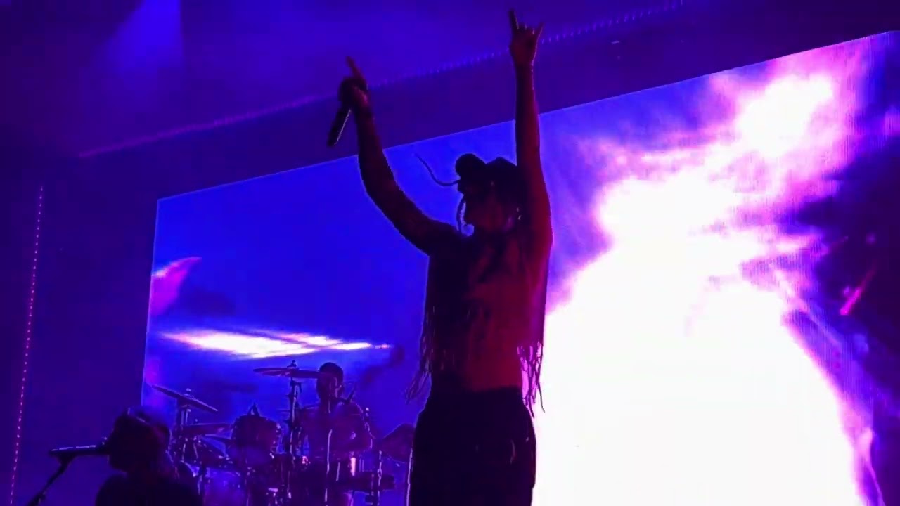 Die for Me by Chase Atlantic at the Theater Toronto November 5 2024