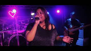 Download Lagu MbaJu 2 step medley - IsJea and friends MP3