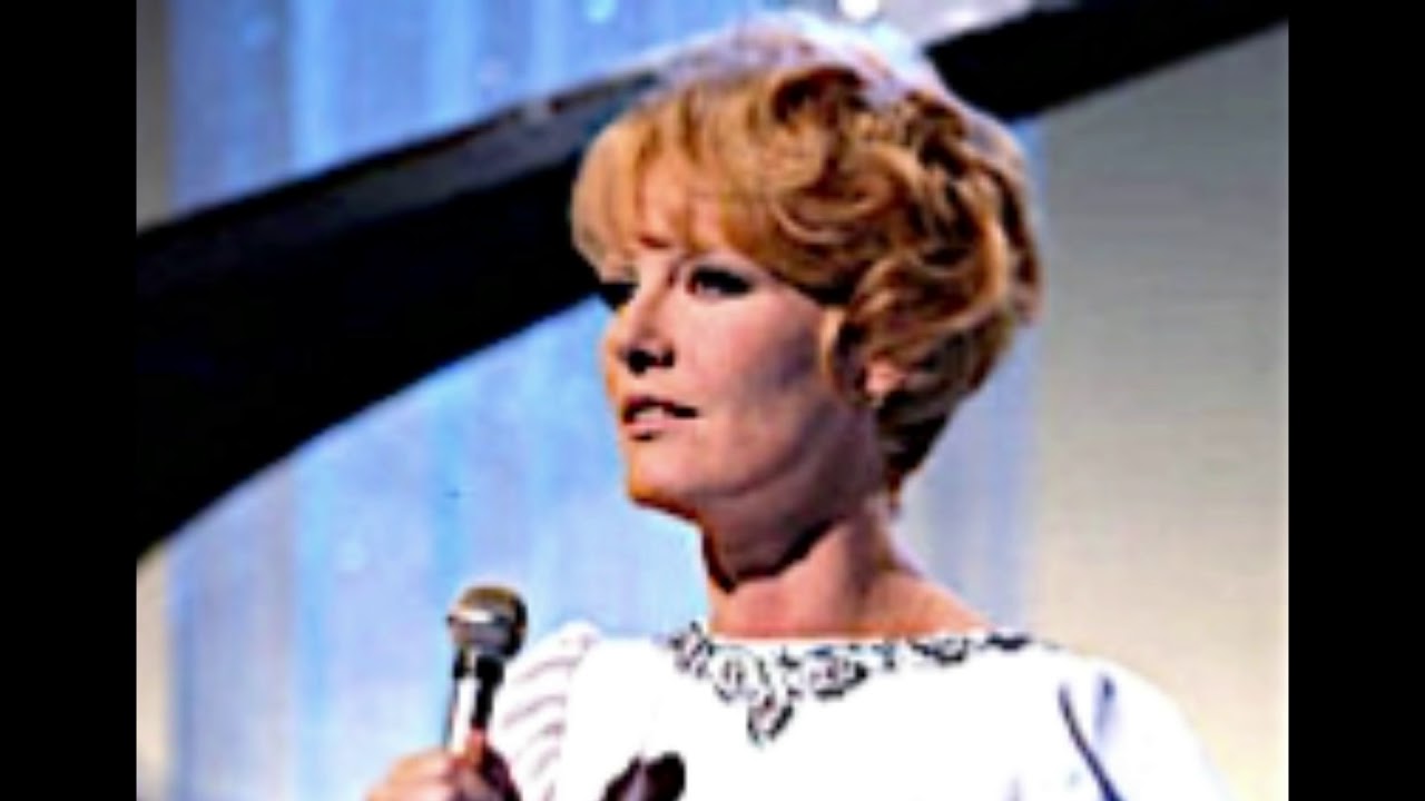 Petula Clark The Happiest Christmas Youtube