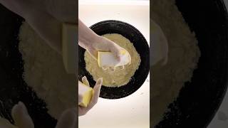 One Handed Full Hand Gym Chalk Crush