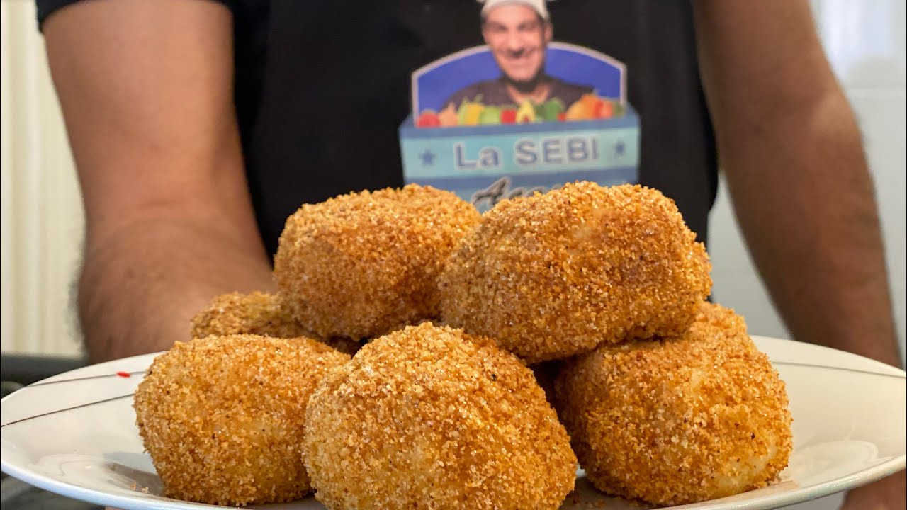 Papanasi (FIERTI) 😋 cu branza de vaci