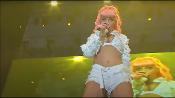 Doja Cat - Woman (Lollapalooza Chile 2022)