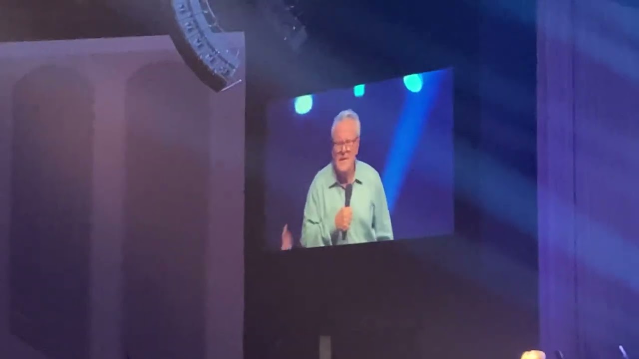 Mark Lowry, God calling Mark to sing