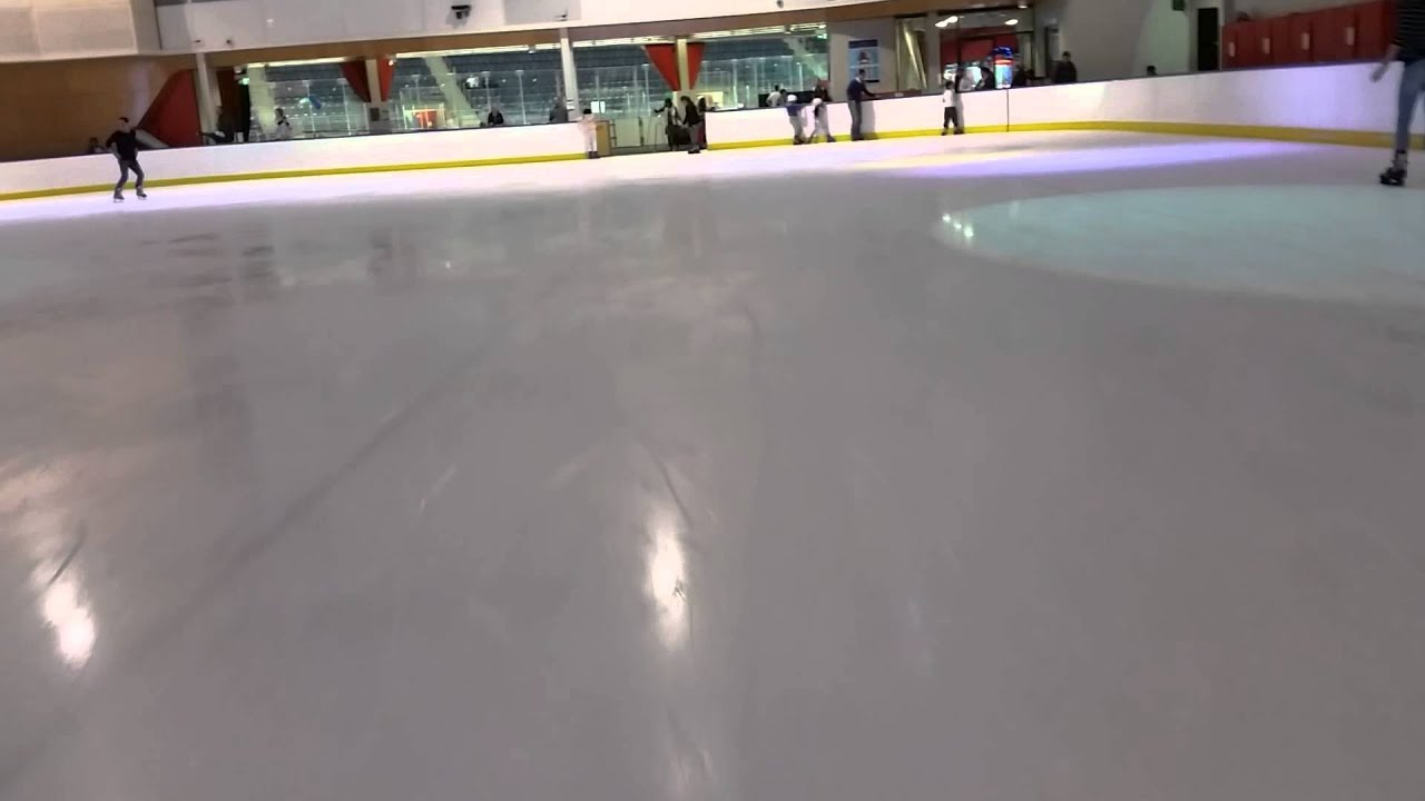 Me iceskting