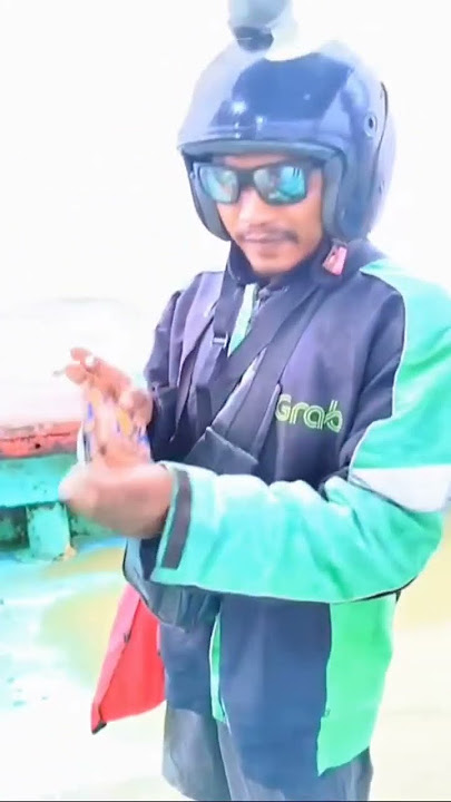 pesen grab food di antar sampe tengah laut😅⚓#hiburan #grab #nelayan #mancingmania #shortvideo