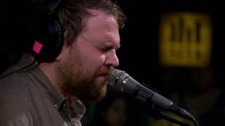 Vignette de la vidéo "Frightened Rabbit - I Wish I Was Sober (Live on KEXP)"