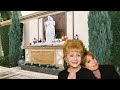1448 Graves of DEBBIE REYNOLDS & CARRIE FISHER How They Died 1 Day APART! - Travel Vlog (1/18/21)