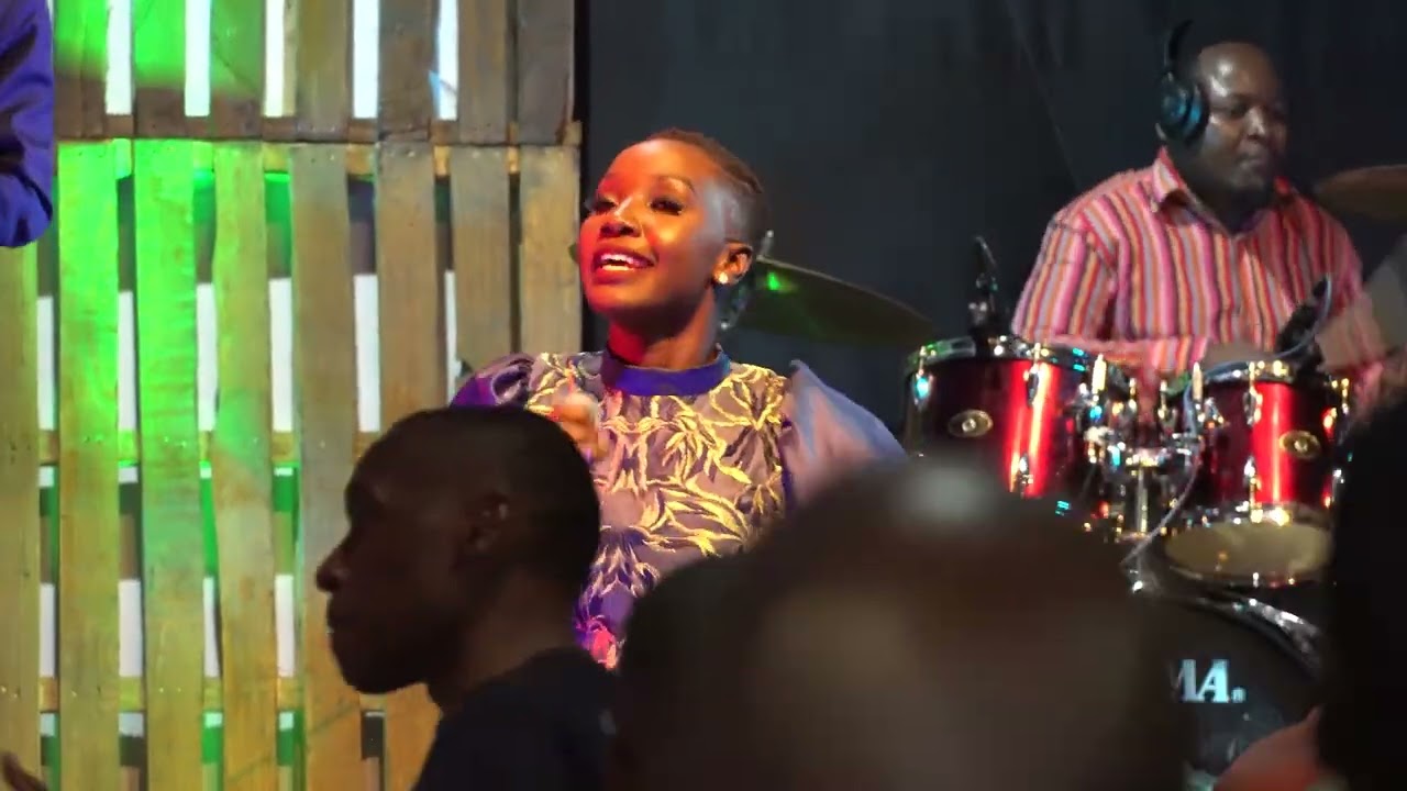 NITA DEBUT CONCERT 2 videos Contact 0773715397 for photography bookings Bulawayo