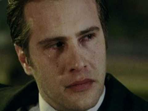 اغنيه للمجروحين تبكى الحجر جرح الحبيب فقط