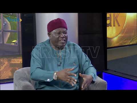 DAY BREAK SHOW: NEWSPAPER REVIEW | TRUST TV