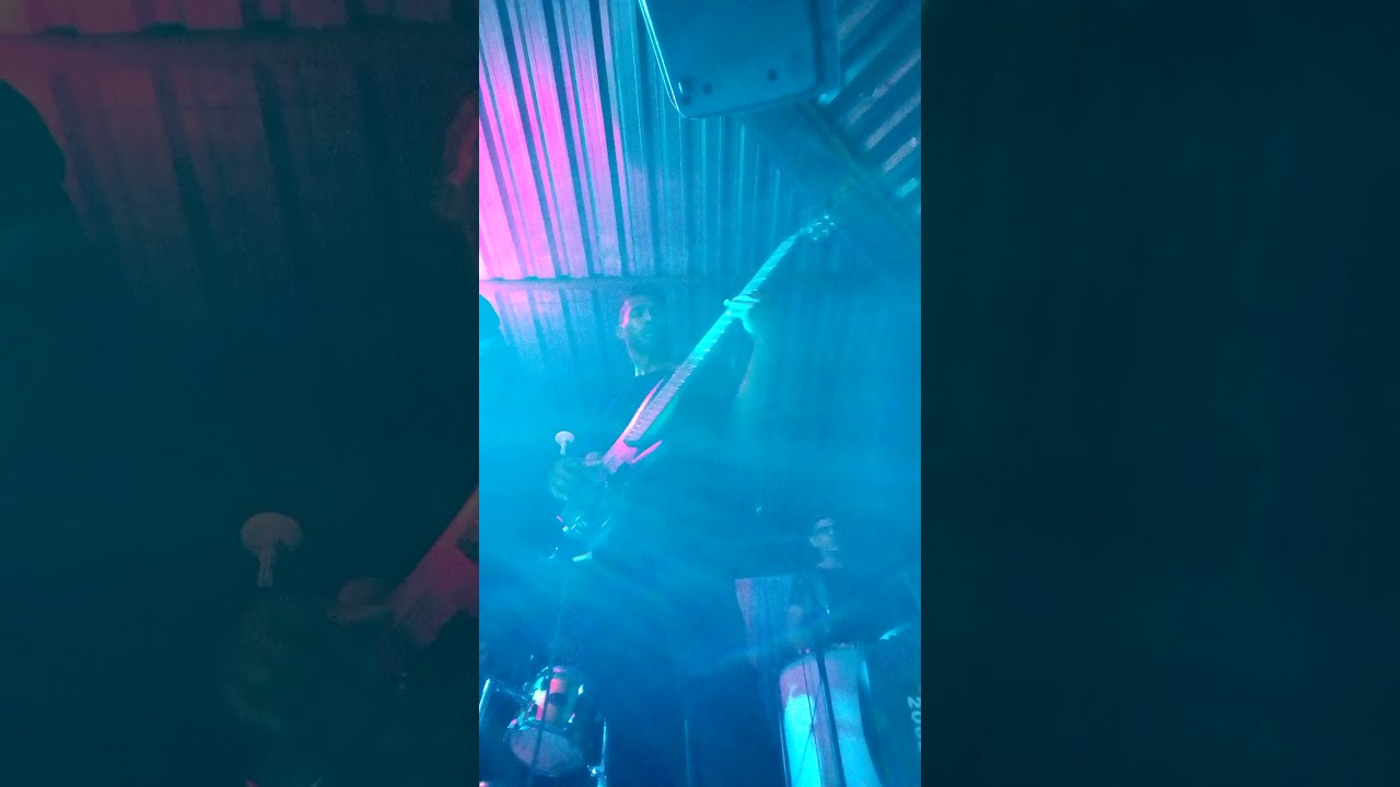 Guinho bass.  circuito TB Tech Bravo Swingueira.    banda hallan kastro