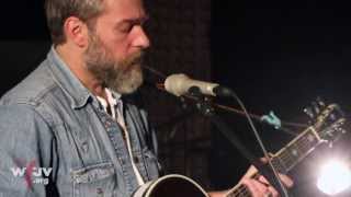 Ethan Johns - &quot;The Roses on the Dead&quot; (Live at WFUV)