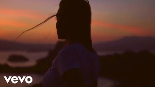 Download Lagu SENSSA - You and Me every sunset (Official Music Video) MP3 Download Lagu SENSSA - You and Me every sunset (Official Music Video) MP3