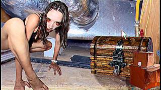THE ATTIC DWELLER | MOLLY MOONN