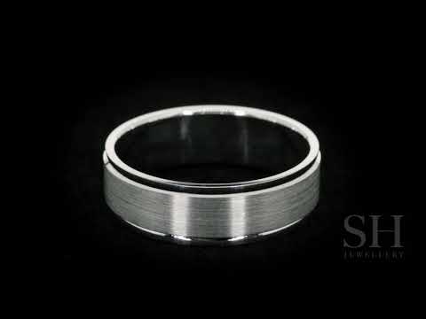 men’s-white-gold-wedding-band-with-central-satin-finish-(7mm)