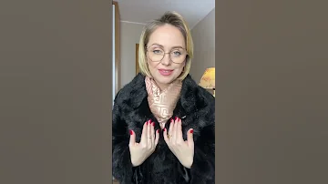 Как завязать шарф на шубу или пальто #fashionista #fashionhacks
