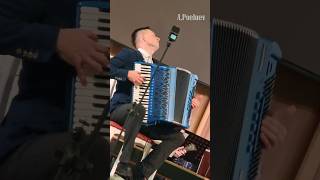 Угадаете какая мелодия здесь спрятана? 🤓