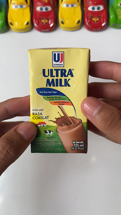 Jajanan susu kotak ultra milk rasa cokelat