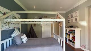 Entertainer's Dream in Douglasdale - R3 700 000