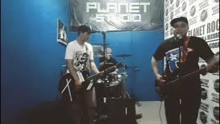 Download lagu Endank Soekamti-pak gasing raja judi (cover) #Endanksoekamti #pakgasingrajajudi#cover#live